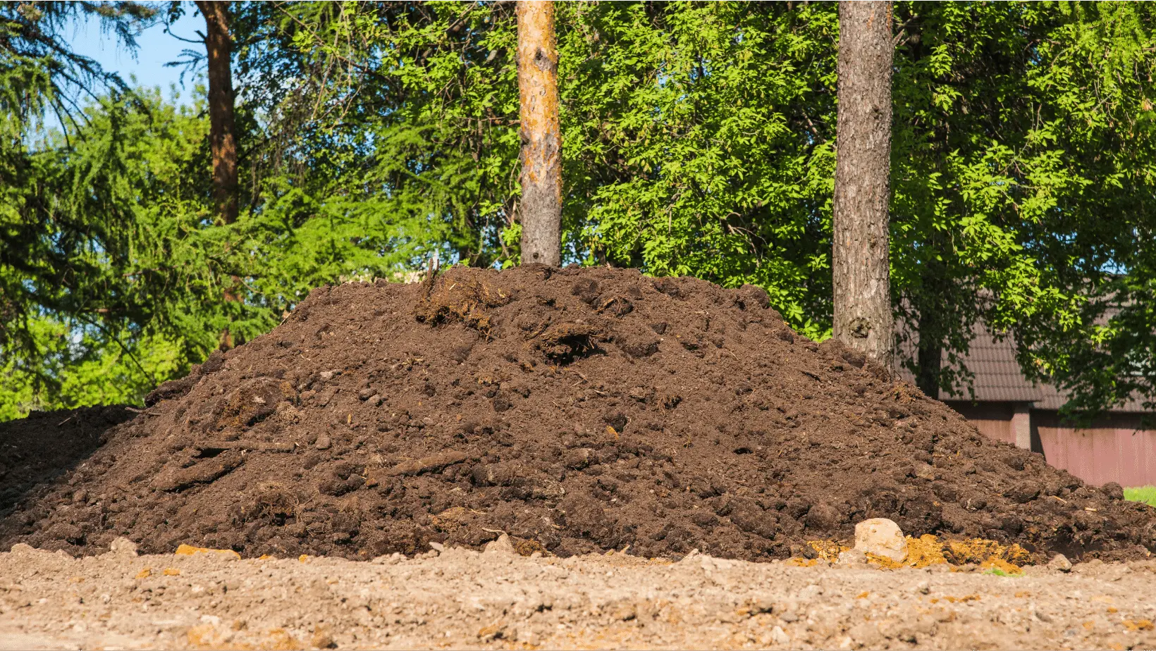 Pile of delivered Manure